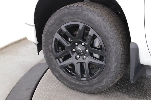 Used 2024 Chevrolet Silverado 1500 RST w/ Max Trailering Package AWD/4WD image 15