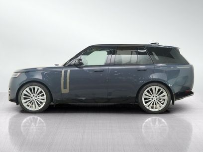 Used 2025 Land Rover Range Rover SE