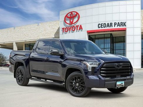 Used 2025 Toyota Tundra Limited RWD image 1