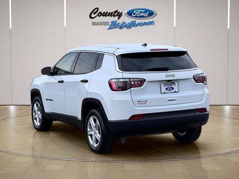 Used 2023 Jeep Compass Sport AWD/4WD image 6