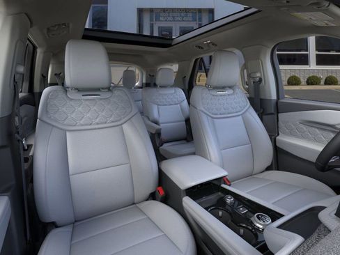 New 2026 Ford Explorer Platinum w/ LUX Leather Package image 10