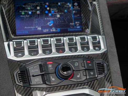 Used 2016 Lamborghini Aventador LP 700-4 image 16