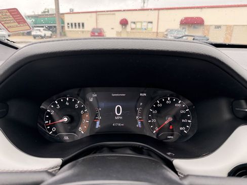 Used 2023 Jeep Compass Limited AWD/4WD image 10