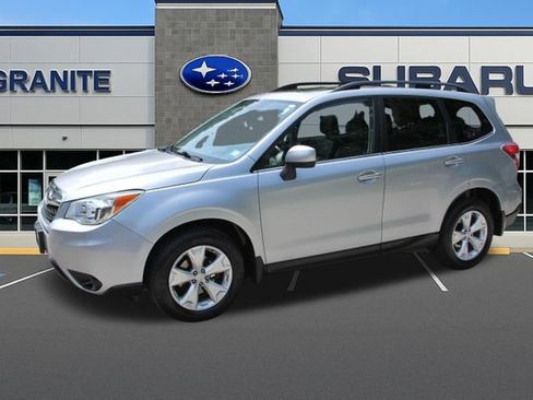 Used 2014 Subaru Forester 2.5i Limited AWD/4WD image 6