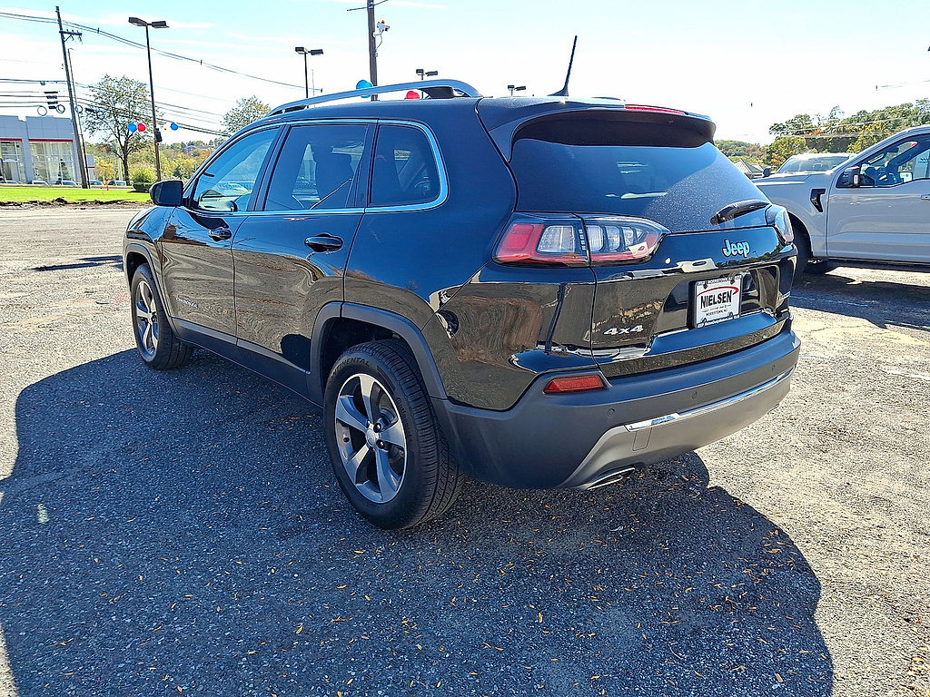 Used 2019 Jeep Cherokee Limited AWD/4WD image 28