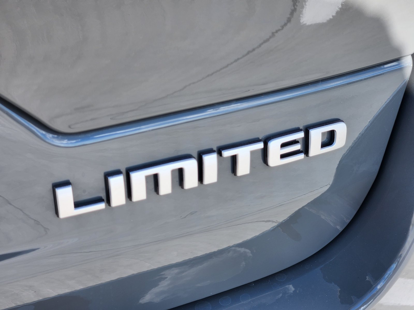 New 2027 Jeep Grand Cherokee Limited w/ Technology Group II AWD/4WD image 13