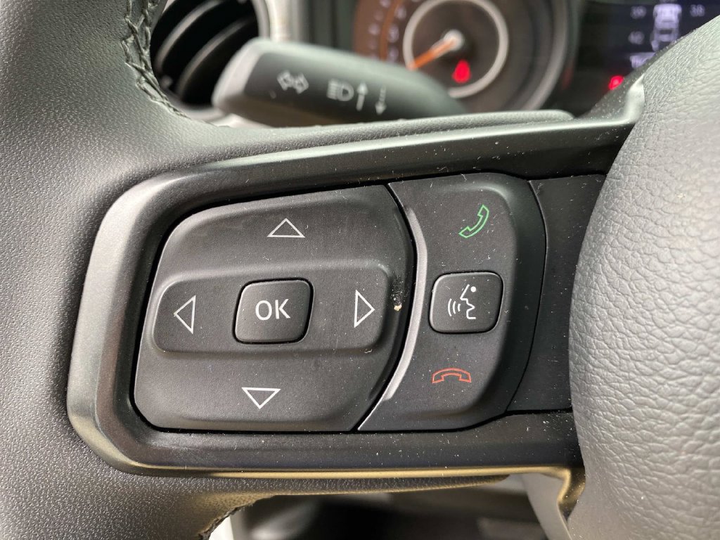 Certified 2025 Jeep Wrangler Unlimited Sport AWD/4WD image 18
