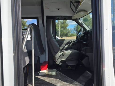 Used 2012 Chevrolet Express 3500 w/ School Bus Package image 8