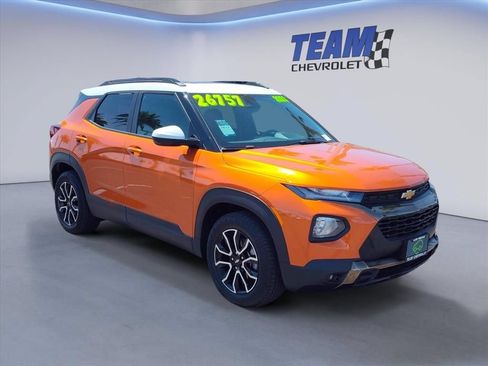 Certified 2023 Chevrolet TrailBlazer ACTIV w/ Sun and Liftgate Package FWD image 6