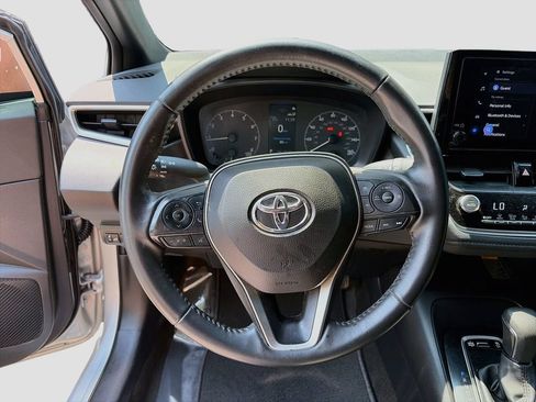 Used 2024 Toyota Corolla SE w/ SE Premium Package FWD image 11