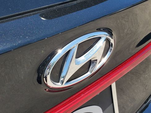 Used 2023 Hyundai Santa Fe SEL FWD image 7