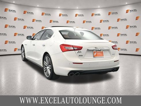 Used 2019 Maserati Ghibli S Q4 AWD/4WD image 3