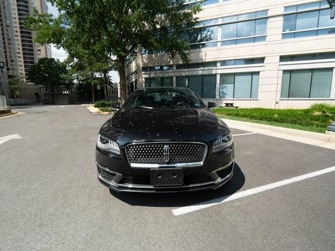 Used 2019 Lincoln MKZ Reserve w/ Reserve Plus Package AWD/4WD image 9