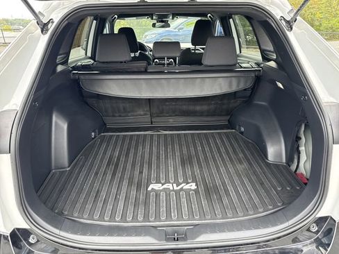 Certified 2023 Toyota RAV4 SE image 10