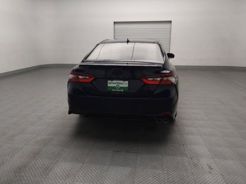 Used 2022 Toyota Camry SE image 7