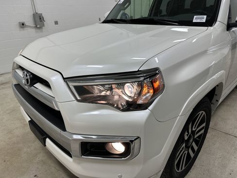 Used 2018 Toyota 4Runner Limited image 6