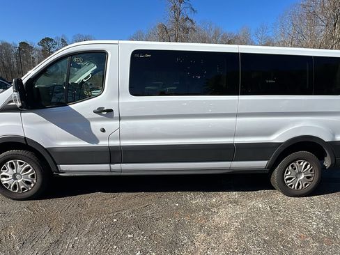 Used 2024 Ford Transit 350 XLT image 11