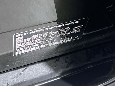 Used 2024 BMW X5 xDrive40i w/ Parking Assistance Package image 32