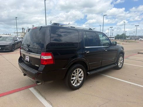Used 2017 Ford Expedition Limited RWD image 5