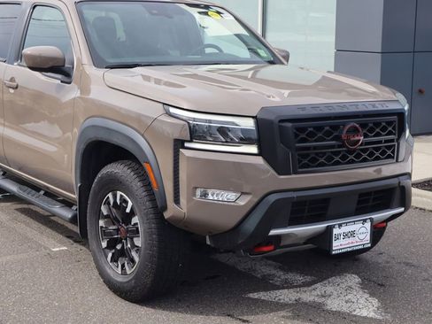Certified 2023 Nissan Frontier PRO-4X w/ Technology Package image 4