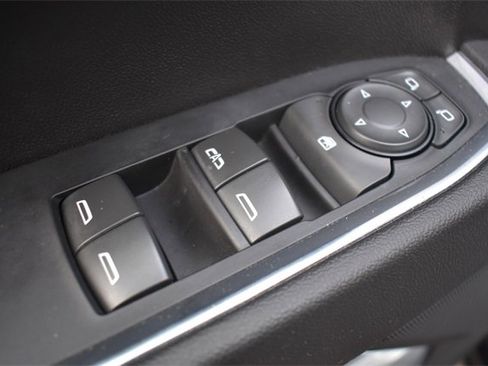 Certified 2022 Chevrolet Silverado 1500 LT image 21