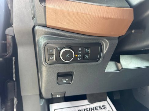 Certified 2024 Ford Bronco Outer Banks AWD/4WD image 25