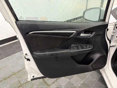 Used 2019 Honda Fit EX image 10