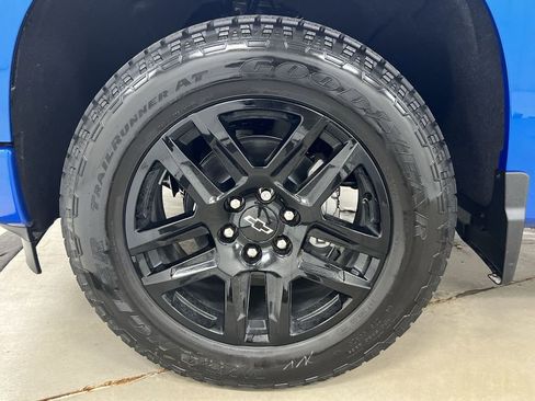 Used 2022 Chevrolet Silverado 1500 RST AWD/4WD image 24
