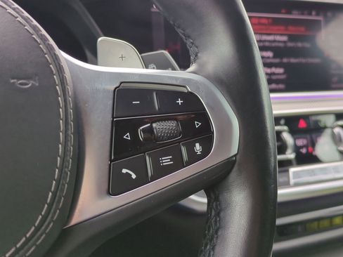 Used 2019 BMW X5 xDrive40i w/ M Sport Package image 18