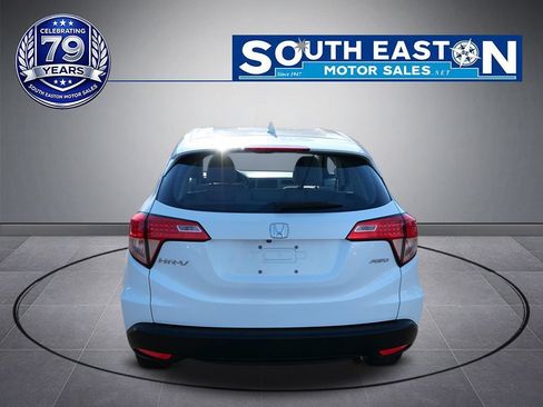 Used 2016 Honda HR-V LX image 4