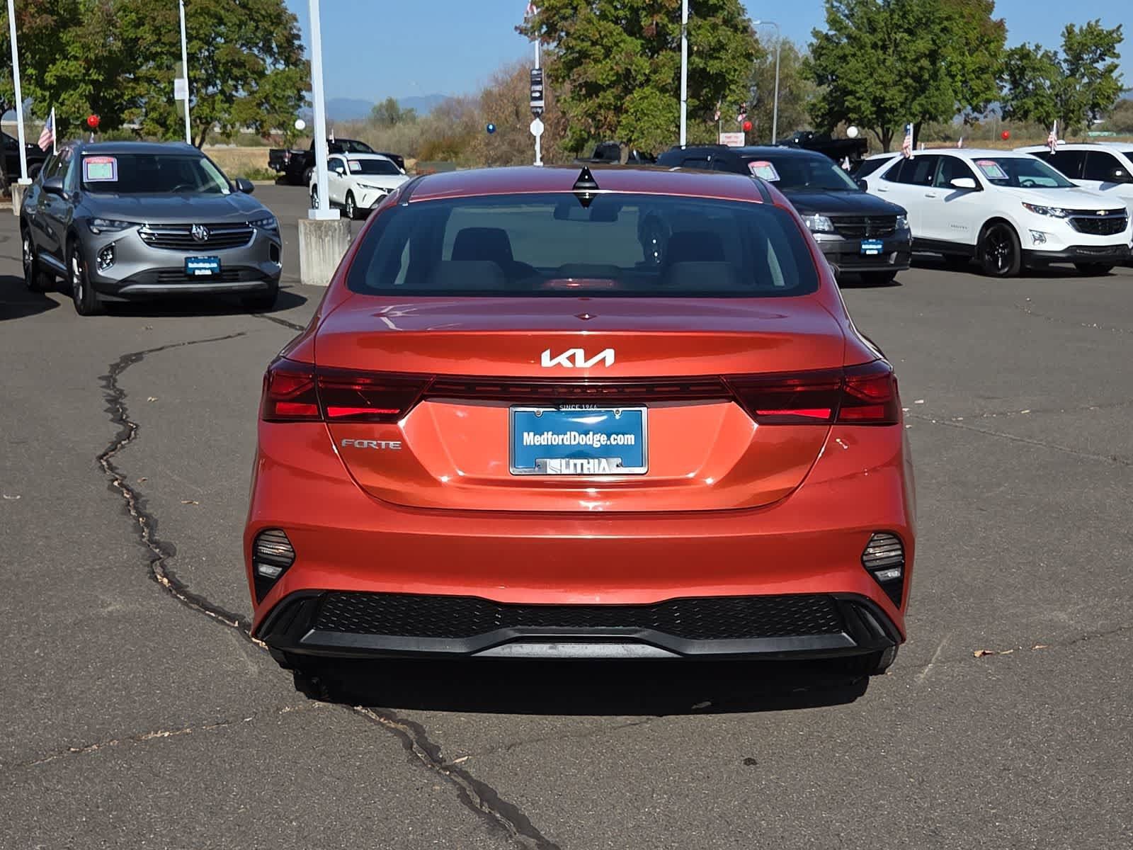 Used 2022 Kia Forte LXS FWD image 13