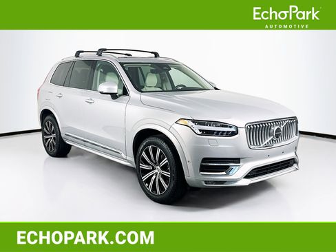 Used 2023 Volvo XC90 B6 Plus image 1