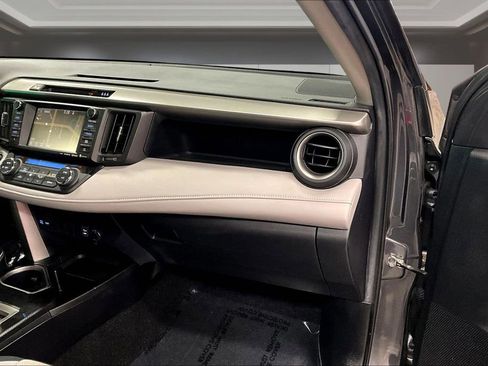 Used 2018 Toyota RAV4 Adventure AWD/4WD image 26