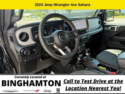 Used 2024 Jeep Wrangler Unlimited Sahara AWD/4WD image 12