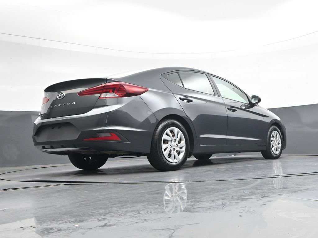 Used 2020 Hyundai Elantra SE FWD image 37
