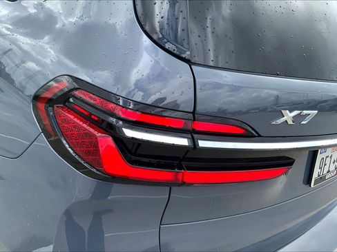 Used 2026 BMW X7 xDrive40i AWD/4WD image 36