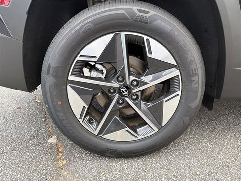 New 2026 Hyundai Tucson SEL image 17