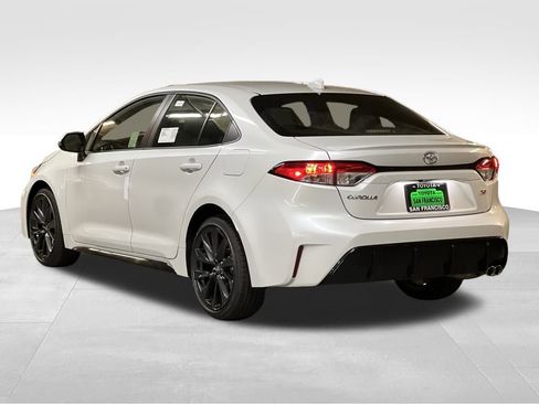 New 2026 Toyota Corolla SE image 3