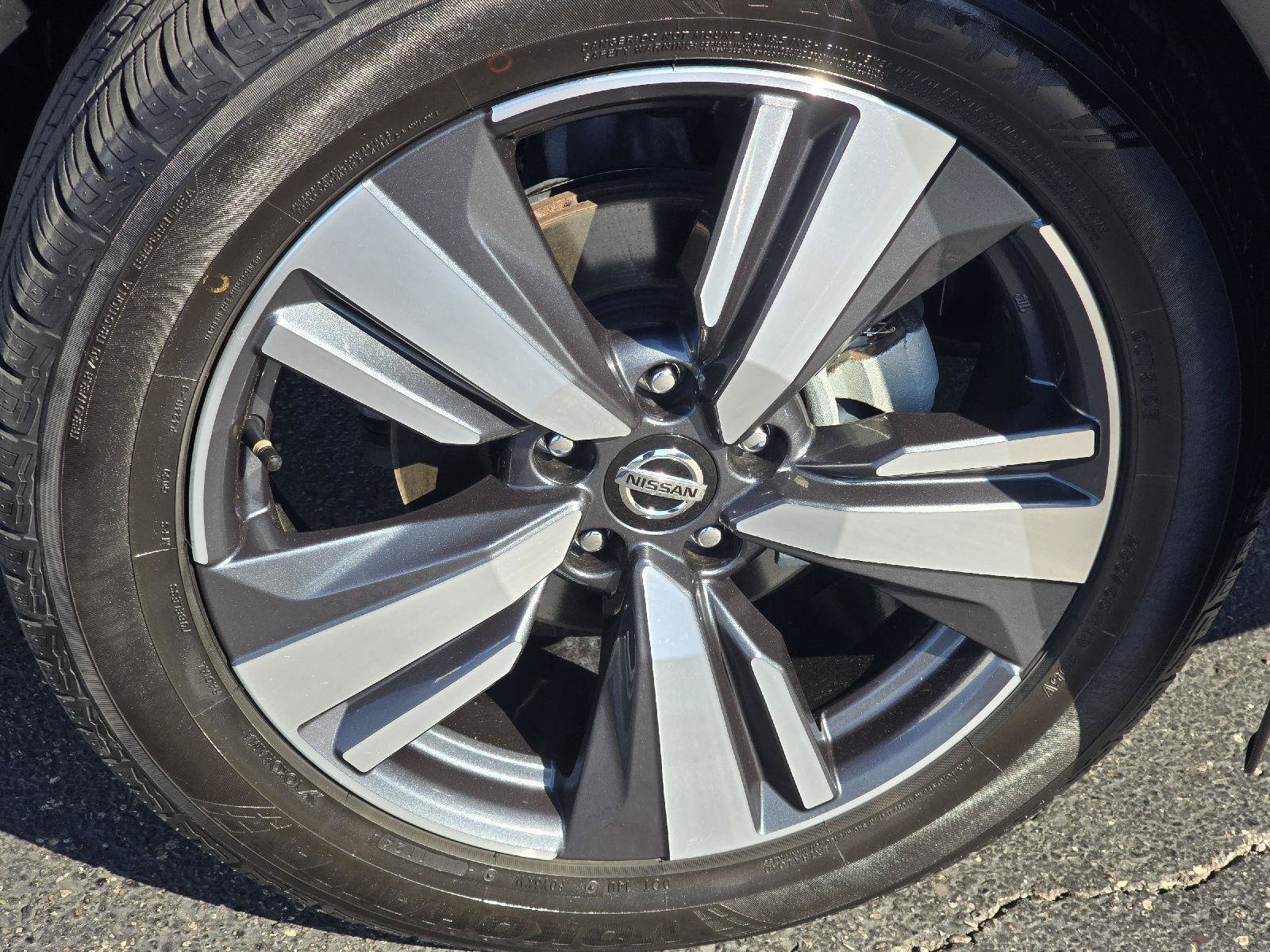 Used 2021 Nissan Rogue SL w/ Premium Package AWD/4WD image 9