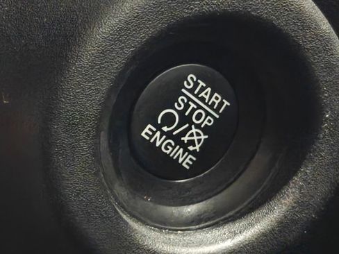 Used 2023 RAM ProMaster 3500 FWD image 9