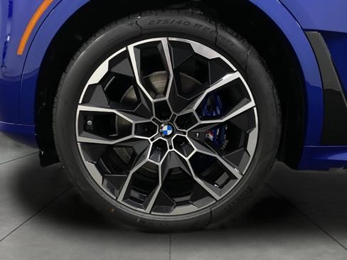 New 2026 BMW X7 M60i image 15