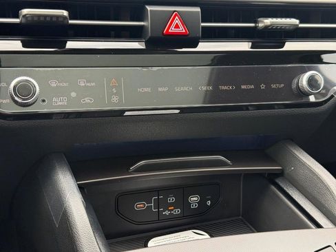New 2026 Kia Sportage EX AWD/4WD image 14