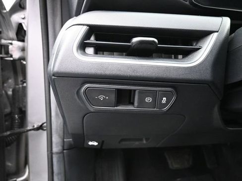 Used 2025 Kia K4 LXS image 14