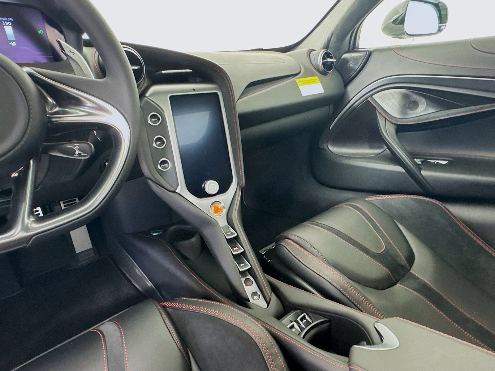 Used 2026 McLaren 750S Spider RWD image 13