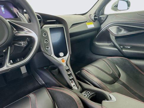 New 2026 McLaren 750S Spider image 13