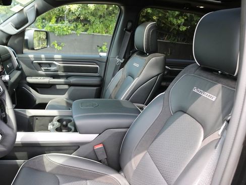 New 2026 RAM 1500 Laramie AWD/4WD image 13