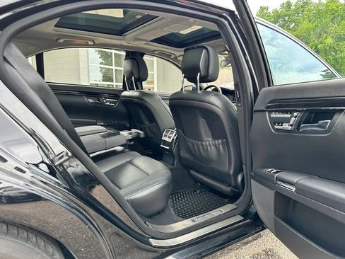 Used 2013 Mercedes-Benz S 550 4MATIC image 16