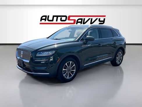 Used 2023 Lincoln Nautilus AWD w/ Premium Package image 3