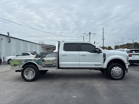 Used 2023 Ford F450 Lariat w/ Lariat Ultimate Package image 3