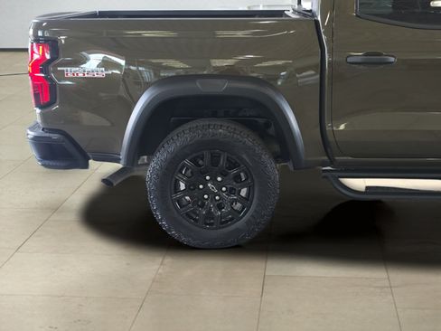Used 2025 Chevrolet Colorado Trail Boss AWD/4WD image 30